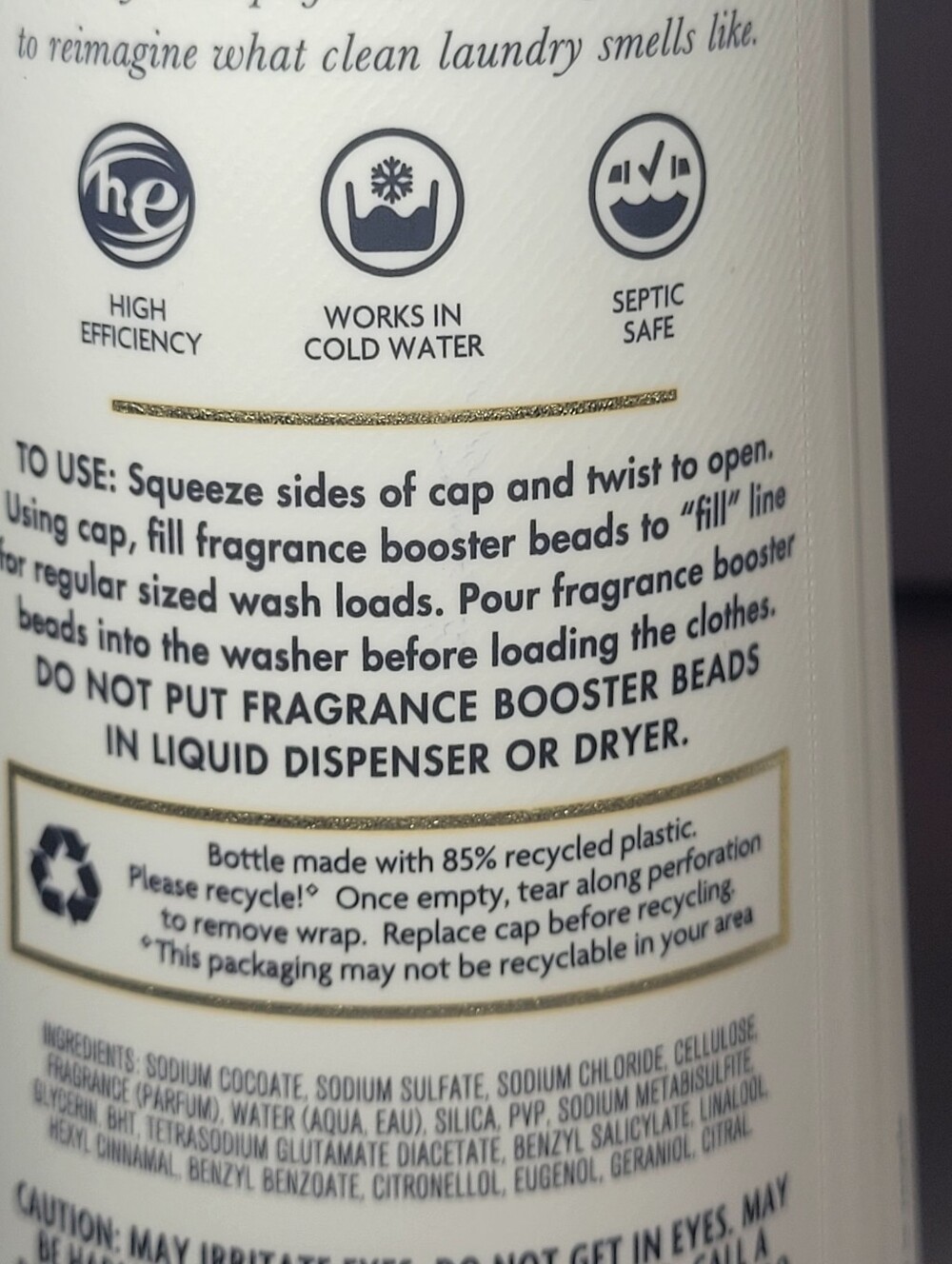 Bath & Body Works White Gardenia Fabric Care Set, Detergent & Fragrance Booster - Picture 10 of 11